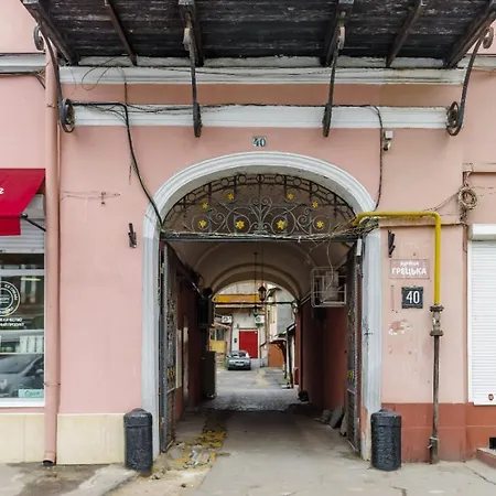 Lejlighed Grecheskaya Street *